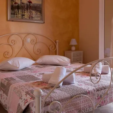 Angelika Holiday home Liapades